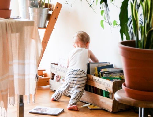 Frühkindliche Entwicklung: Was braucht dein Baby mit neun Monaten?
